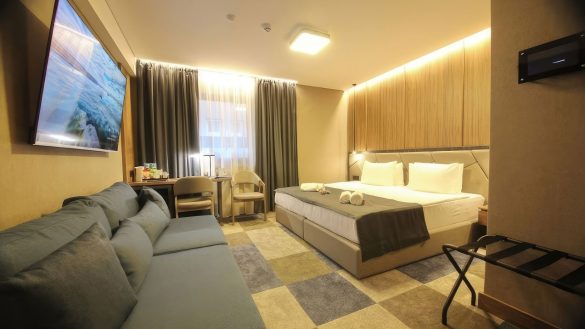 Hotel Lumiere